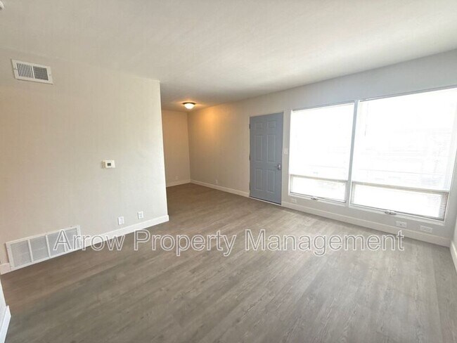 Foto del edificio - 1416 Oakland Rd NE