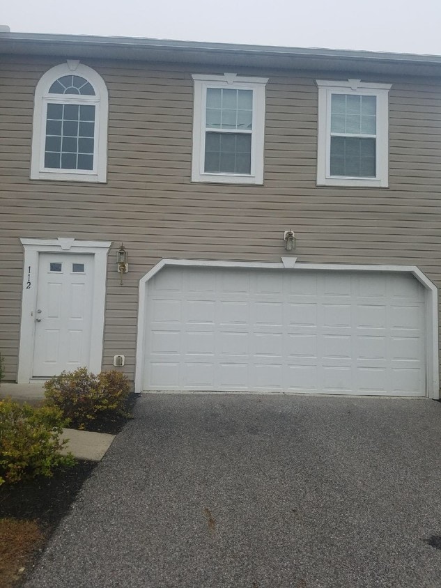 112 Dusky Willow Dr, Etna, OH 43068 Townhouse for Rent in Etna, OH