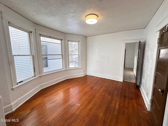 Foto del edificio - 283 Delaware Ave