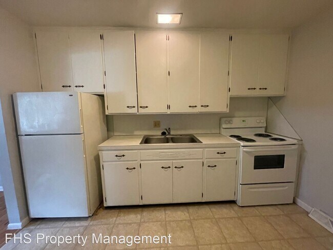 Building Photo - 1 br, 1 bath House - 1031 W Washita