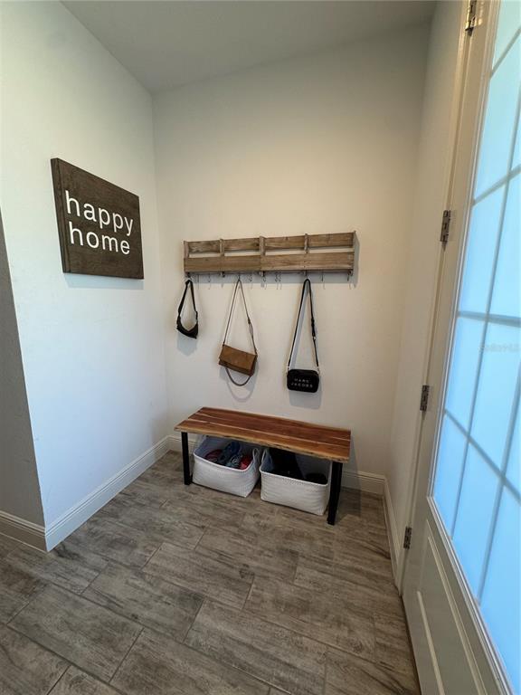 Foto del edificio - 6725 Marmalade Aly