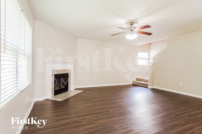 Foto del edificio - 244 Polo Field Way