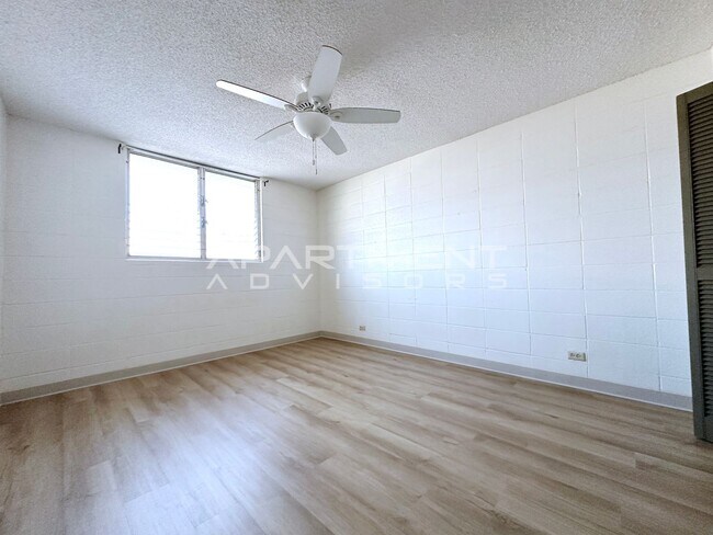 Foto del edificio - 412 N Kuakini St