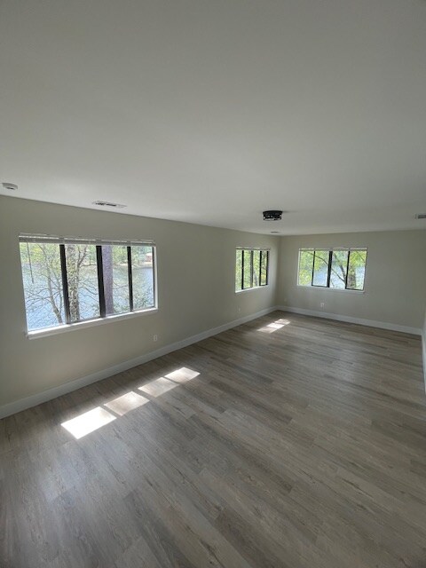 Foto del edificio - 6905 Cleaton Rd