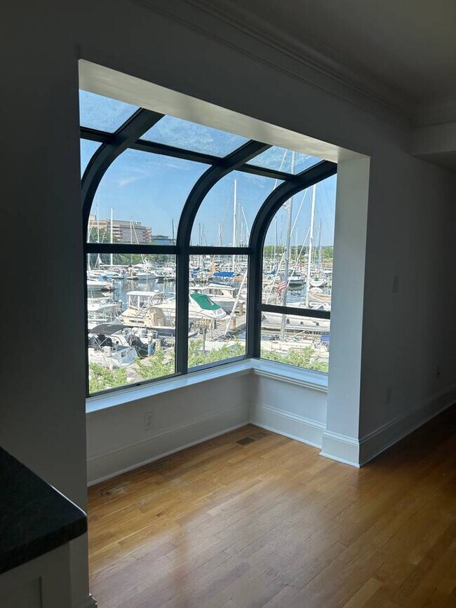 Foto del edificio - 123 Harbor Dr