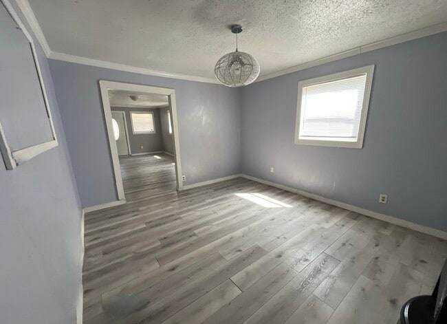 Building Photo - 6981 Cutter St