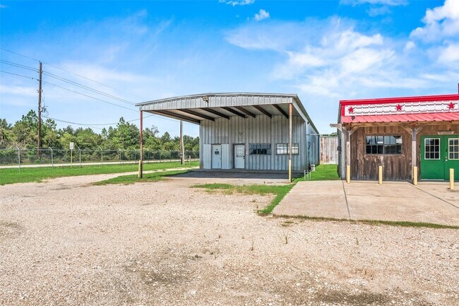Foto del edificio - 28922 Farm to Market 2920