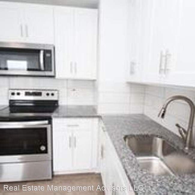 Foto del edificio - 5850 N 13th St