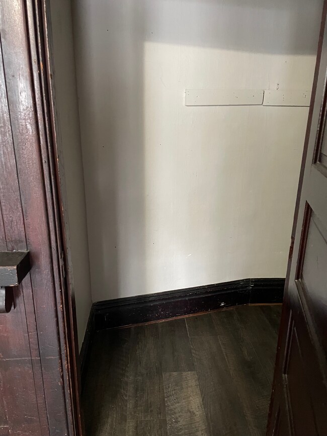 Foto del edificio - 58 Jerricho