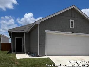 Building Photo - 5227 Hickory Pl