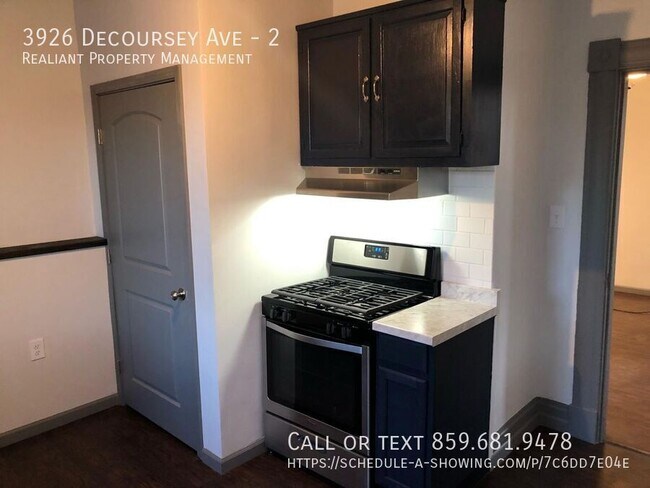 Foto del edificio - 3926 Decoursey Ave