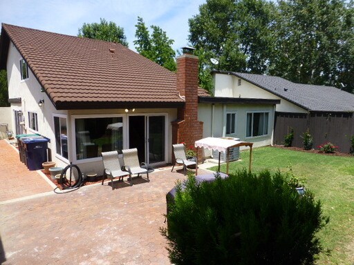 Foto del edificio - COMING SOON! Old Orchard II 4-Bedroom Home...