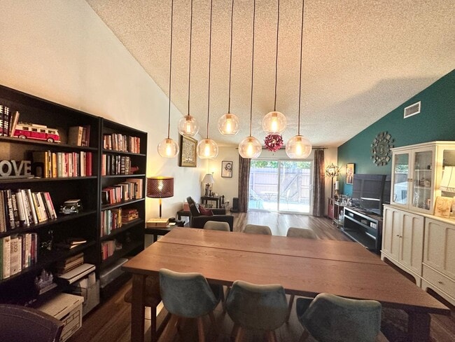 Photo - Beautiful Condo Located in Desirable Anaheim Community!