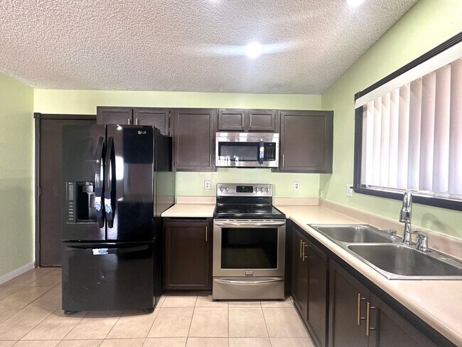 Foto del edificio - Spring Valley