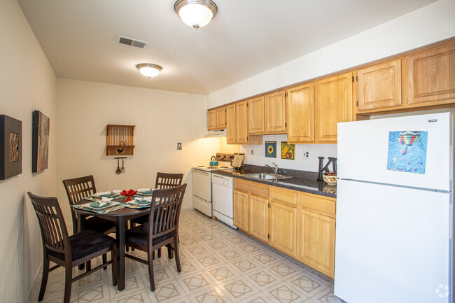 Kitchen - Kingswick Apartments