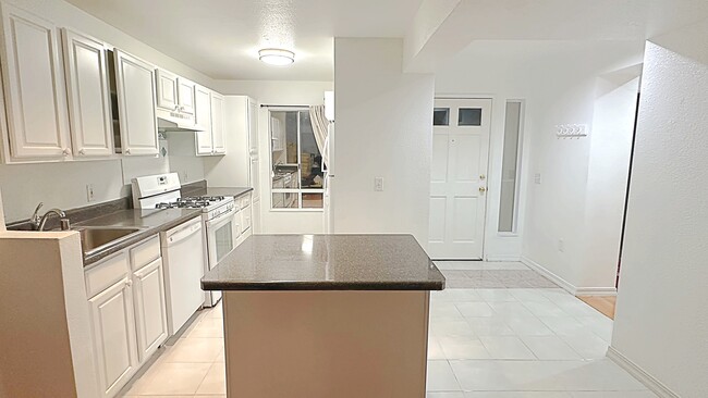 Kitchen & Front Door (View Opposite of Living Room) - 91-1058 Kekuilani Loop