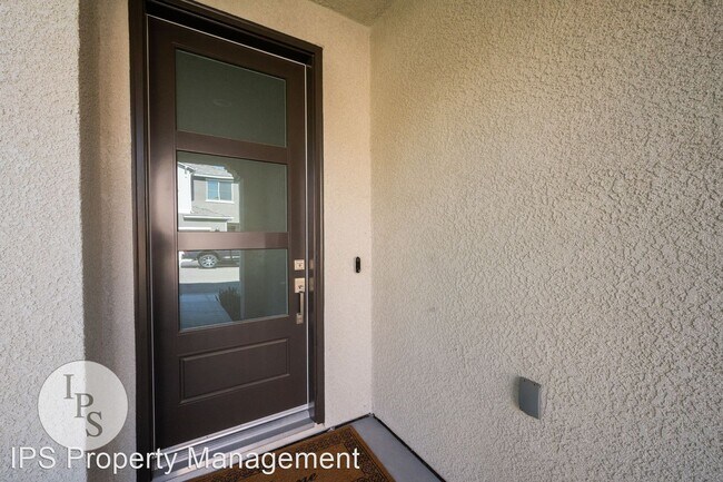 Building Photo - 3 br, 2.5 bath House - 6201 E. Bibi Drive