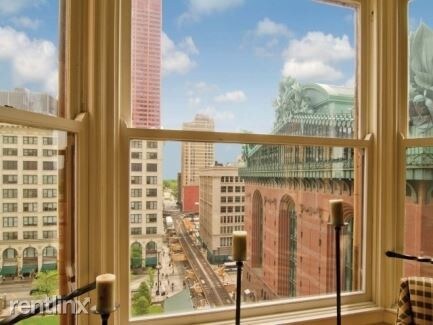 Foto del edificio - 351 S Dearborn St