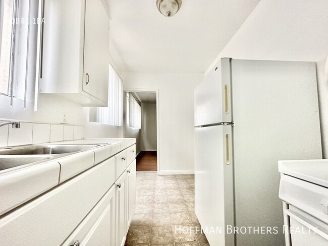 Foto del edificio - 1350 N Citrus Ave