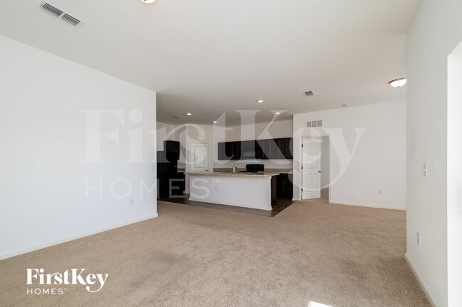 Foto del edificio - 343 Eaglecrest Dr