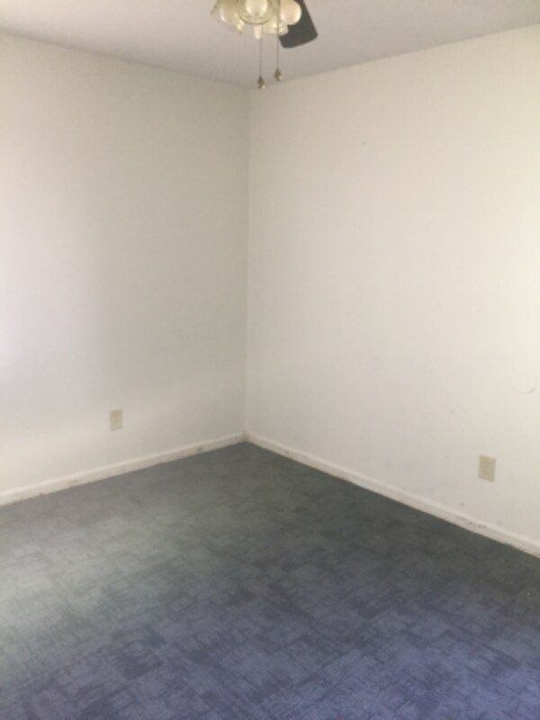 Building Photo - 104 Wilton Dr