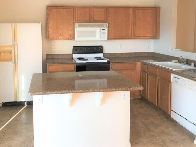 Foto del edificio - 10422 E Bramble Ave