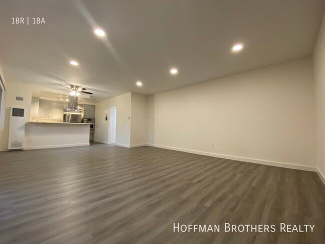 Foto del edificio - 12631 Vanowen St