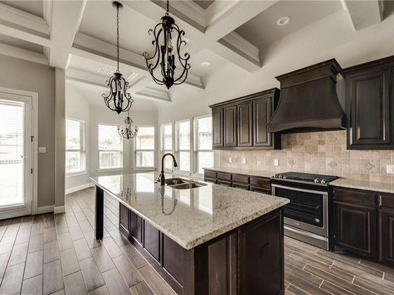 Foto del edificio - 1208 Huntington Cove Ct