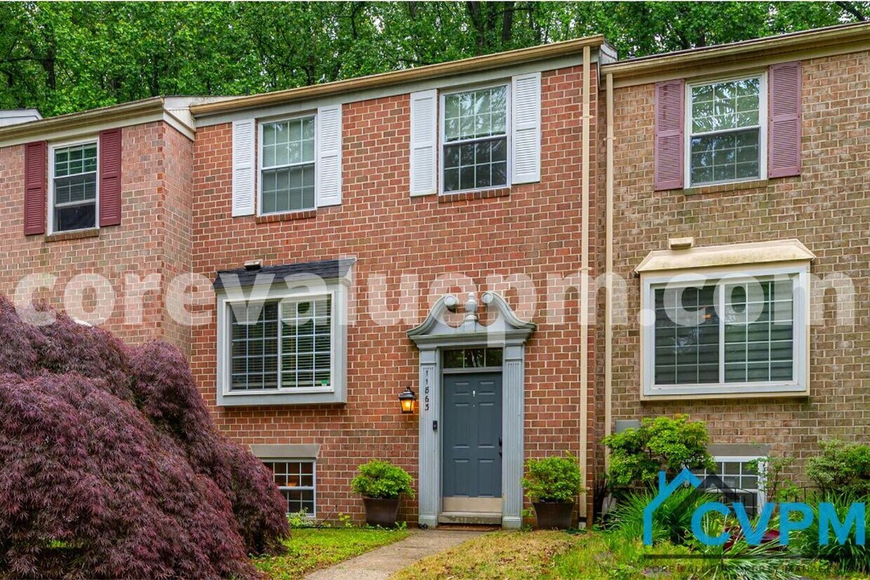 Foto principal - 11863 New Country Ln