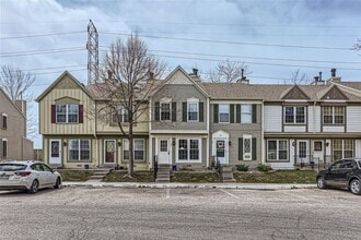 Building Photo - 1811 S Quebec Way