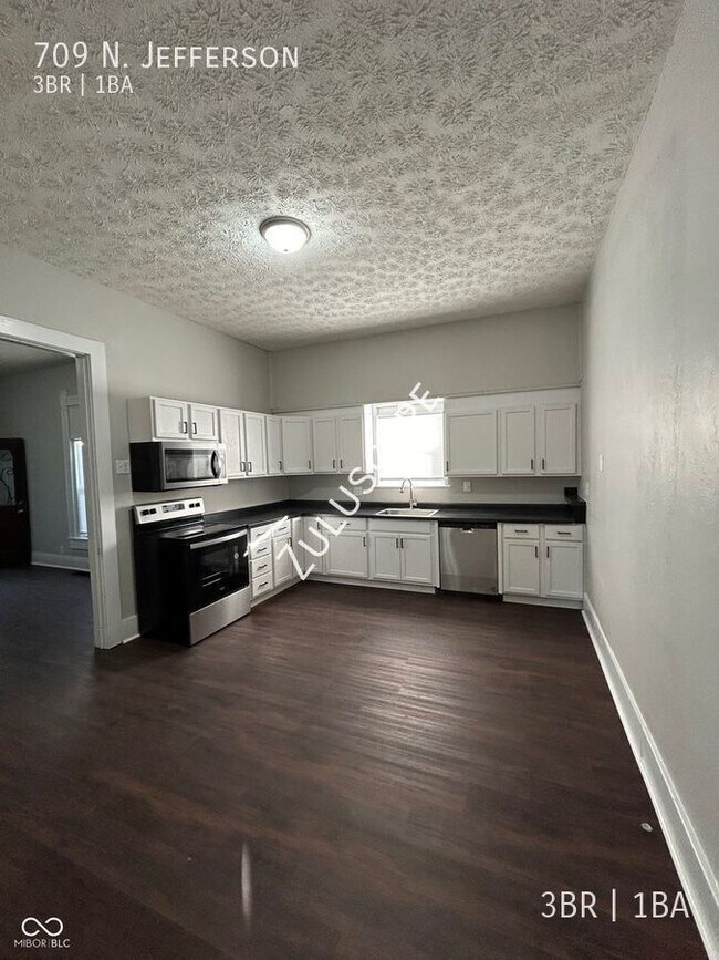 Foto del edificio - 709 N. Jefferson-