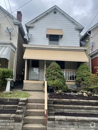 Building Photo - 711 Waddell Ave