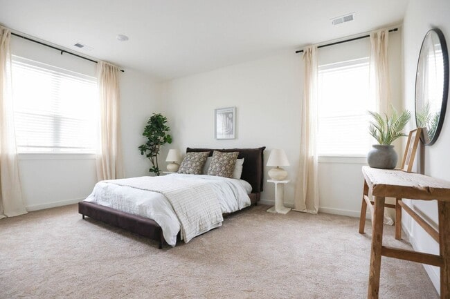 Interior Photo - 98 Penn Place - Clubhouse