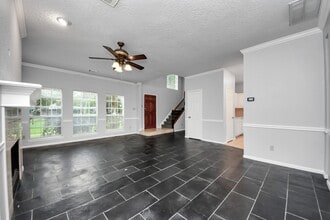 Building Photo - 2102 Gemini St