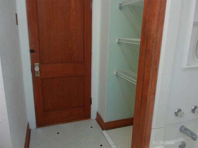 Foto del edificio - 4619 Ave S