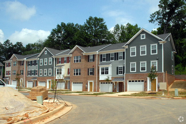 Foto del edificio - Hollins Station