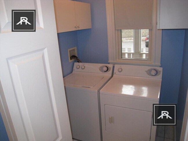 Foto del edificio - 3 bedroom in Brighton MA 02135