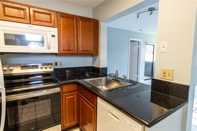 Foto del edificio - 14913 SW 104th St