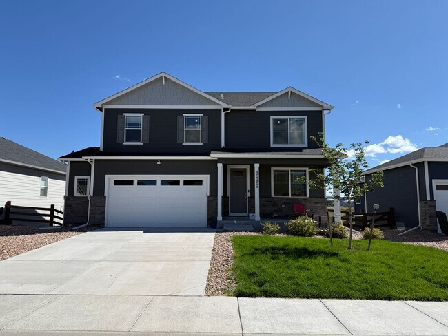 Building Photo - Spacious 5-Bedroom Home in Monument | Back...