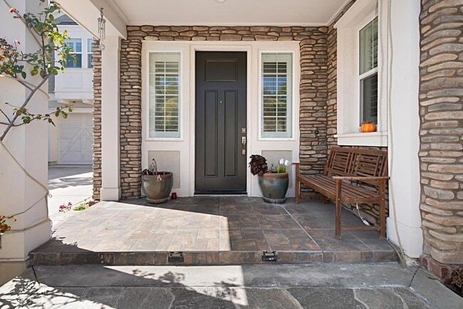 Building Photo - 6305 Sagebrush Bend Way