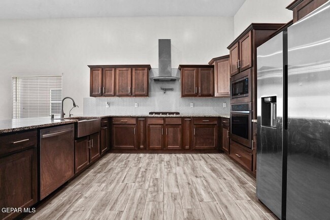 Foto del edificio - 13757 Villa Vista Ave