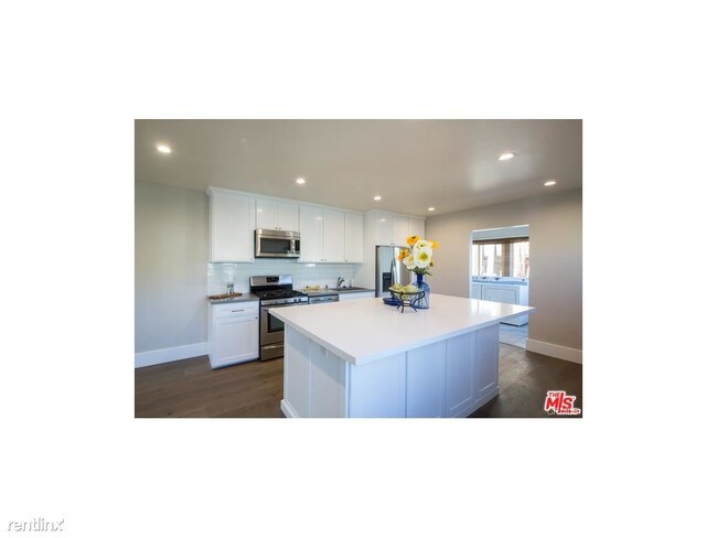 Foto del edificio - 5239 W 20th St