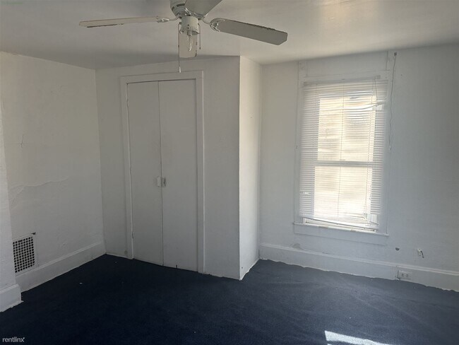 Building Photo - 2 br, 1 bath House - 928 South Matthew Street