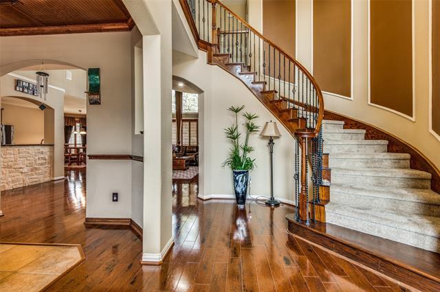Building Photo - 204 Tipperary Dr