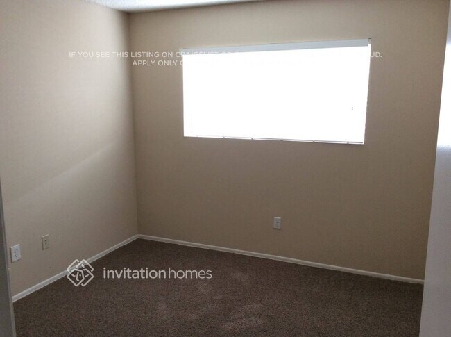 Foto del edificio - 504 Northpark Blvd W