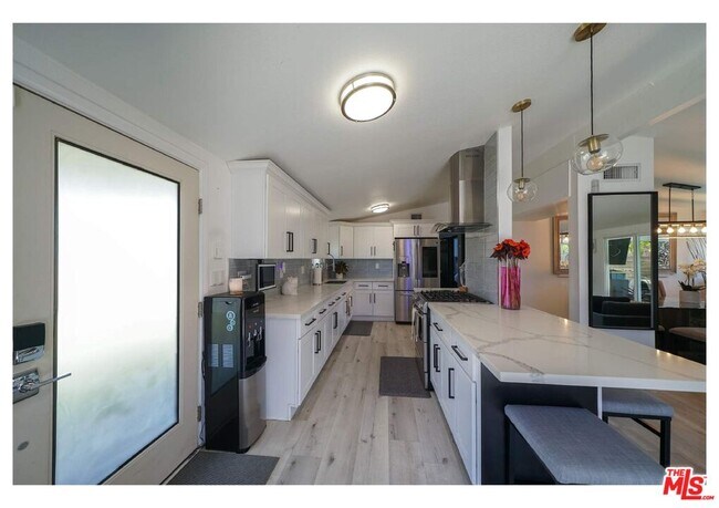 Foto del edificio - 848 W Irving Pl