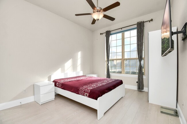 Building Photo - 16906 Dalgety Ct