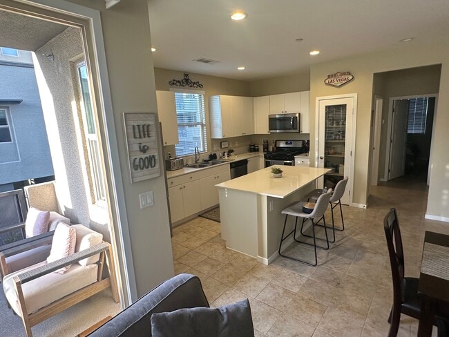 Foto del edificio - 11257 Rainbow Peak Ave