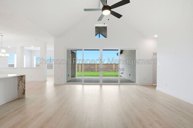 Foto del edificio - 14314 Olive Hbr Trl