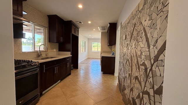 Building Photo - 9704 Sunland Blvd